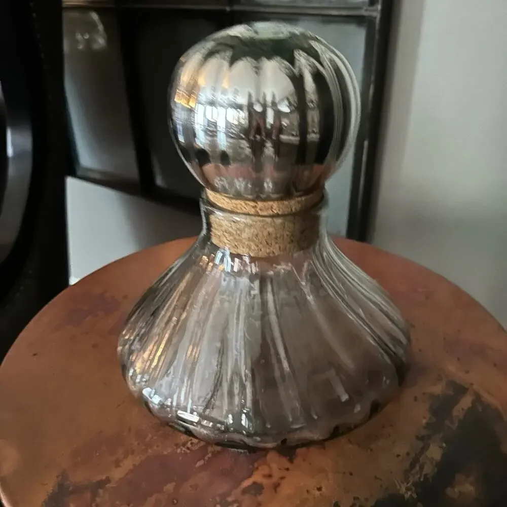 Gorgeous mercury Top Vessel 8” wide 8 inches tall